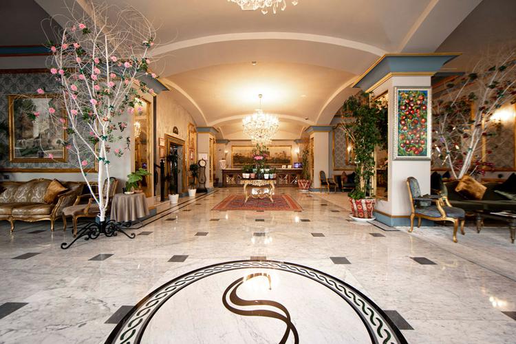 Ancient Lahij Guest House (с. Лагич) / Sapphire City Hotel 4* (г. Баку)