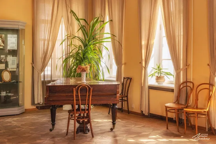 Автобус| Дивы и дворцы Белогорья