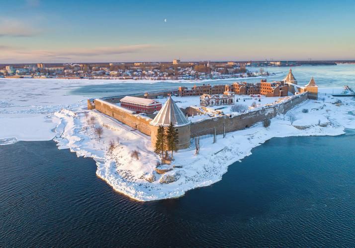 Автобус| Петербург под снежком: Новый год в сказке из Ижевска
