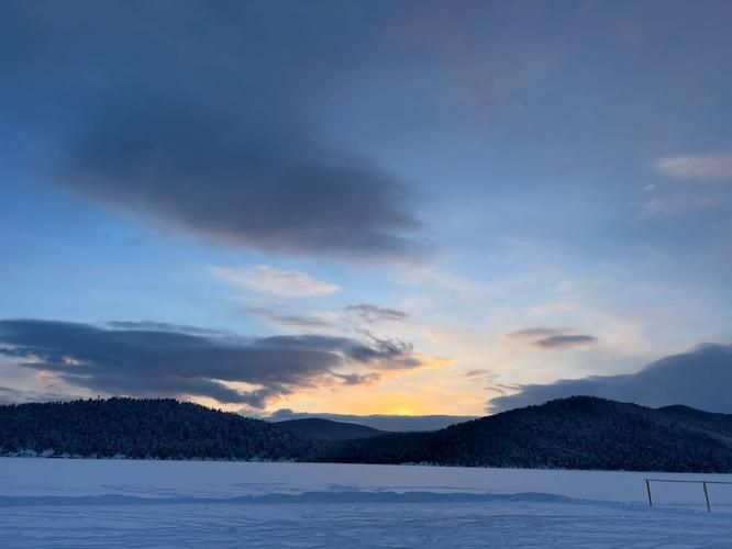 Байкал в снежной сказке