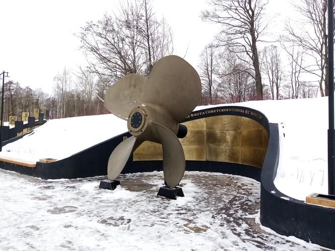 Петербург встречает Новый год: сказка, музыка и шампанское 7 дней