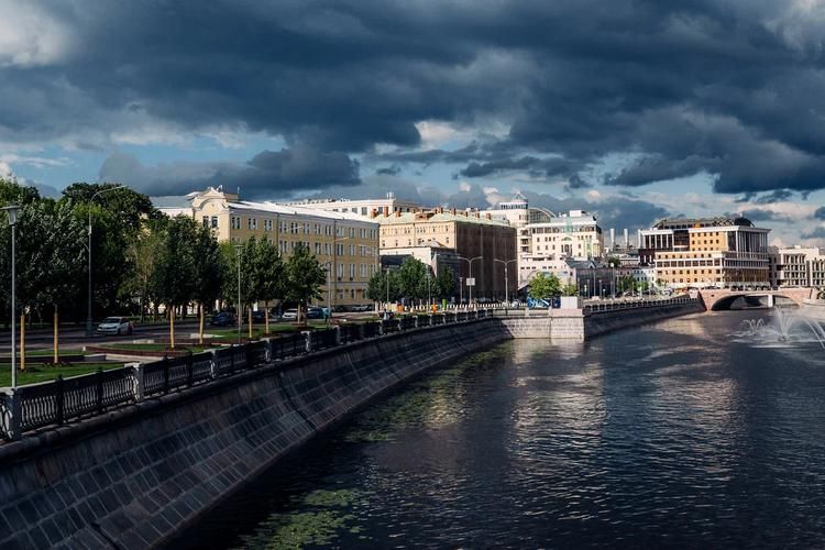 Москва: шёпот веков в ритме мегаполиса 4 дня